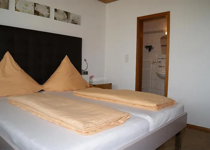 招待所 Haus Rebstein